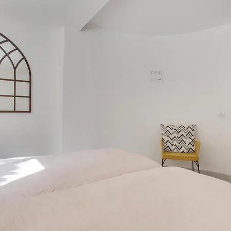 Apartment Noa Boutique B *